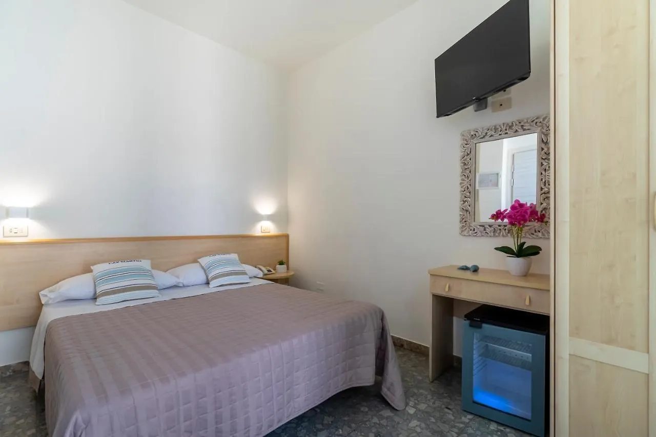 Hotel Constellation Rimini 3*,