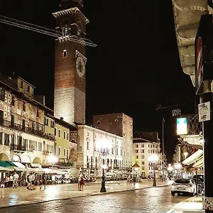https://center-view-apartments.hotelinveneto.com