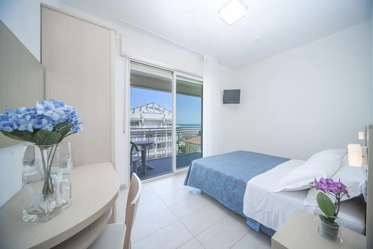 Hotel Constellation Rimini 3*,